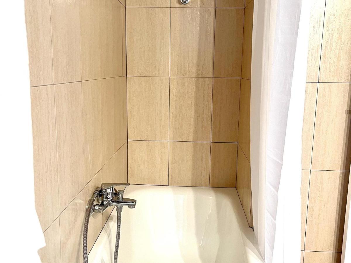 Apartbeach Cye 6 Climatizado Y Junto Playa سالو المظهر الخارجي الصورة